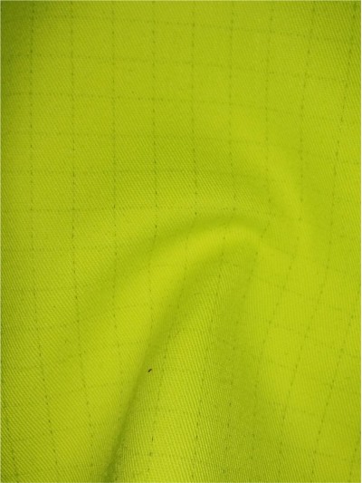 XX-XNXG  CVC75/24/1 Flame Retardant Anti-static Water Repellent Twill  Specification：16*16/180*56 阻燃布  螢光 45度照